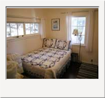 Bedroom w/ double bed